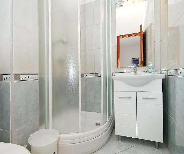6229c Apartment *